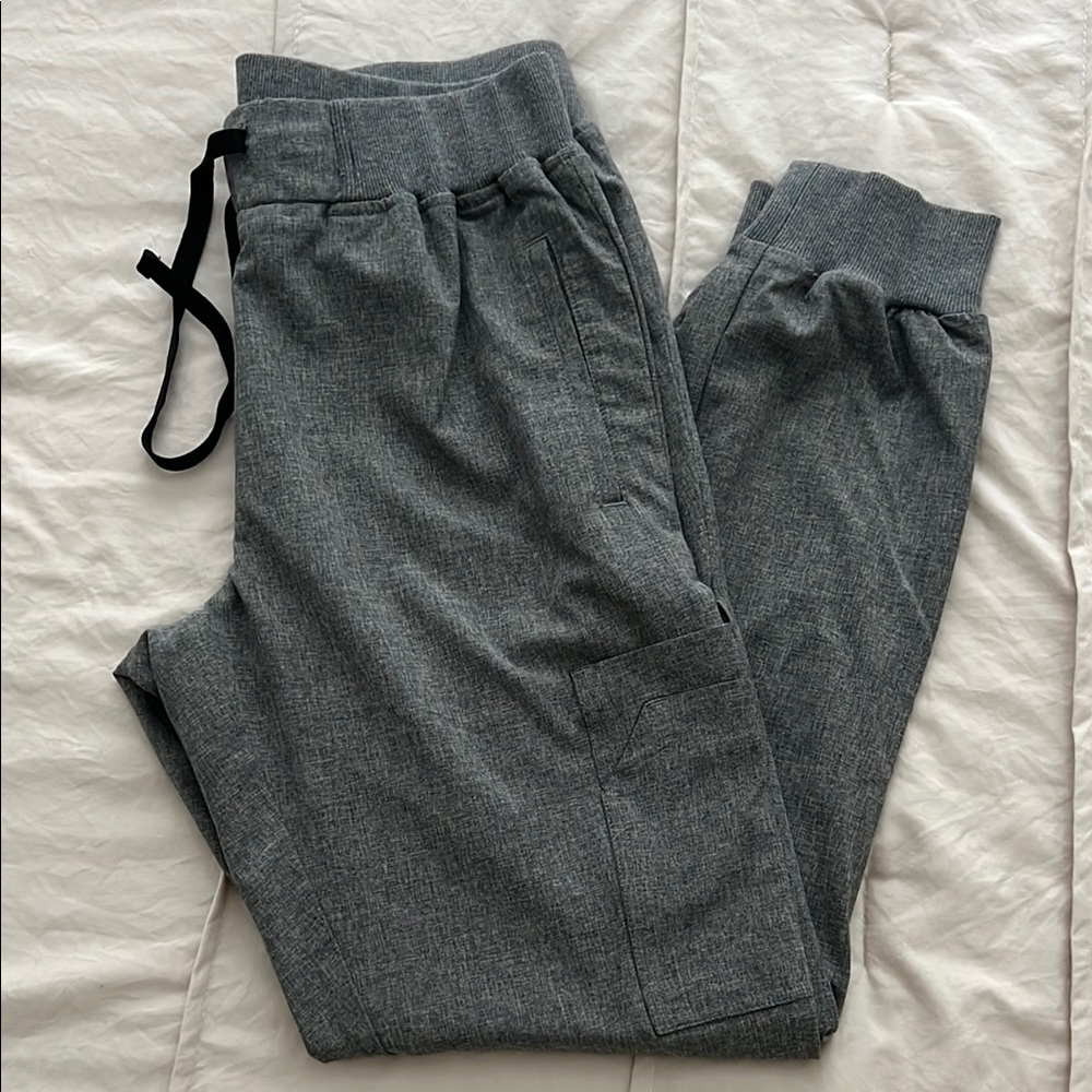 Gray scrub set